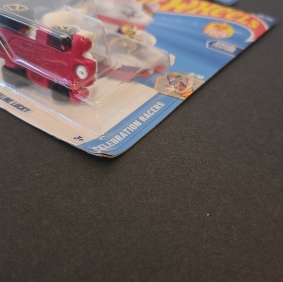 2025 Hot Wheels Feline Lucky Celebration Racers Collection Diecast Car - Picture 5 of 13